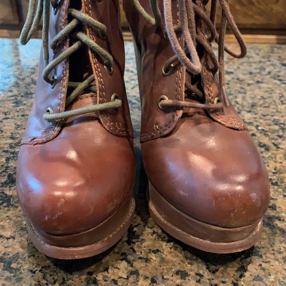 Steve madden zip up back sz 6 leather shoe price now firm - Picture 7 of 13